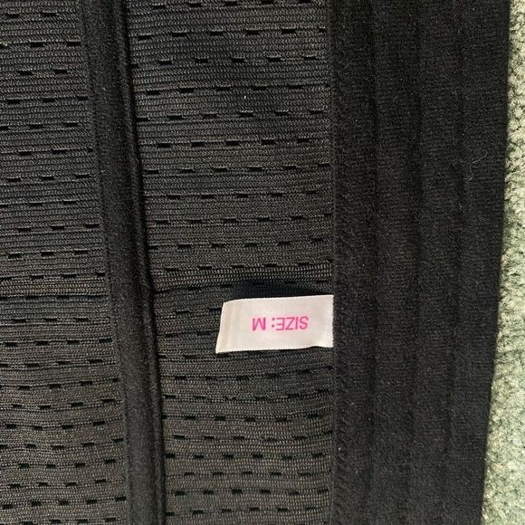 BLACK Women’s Waist Trainer - Picture 3 of 3